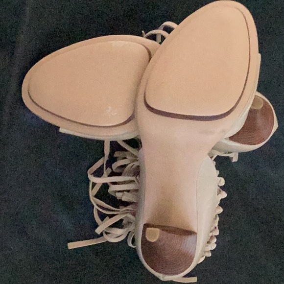 Women’s fringe ankle strap heels size 7.5 Tan color. - Picture 2 of 7